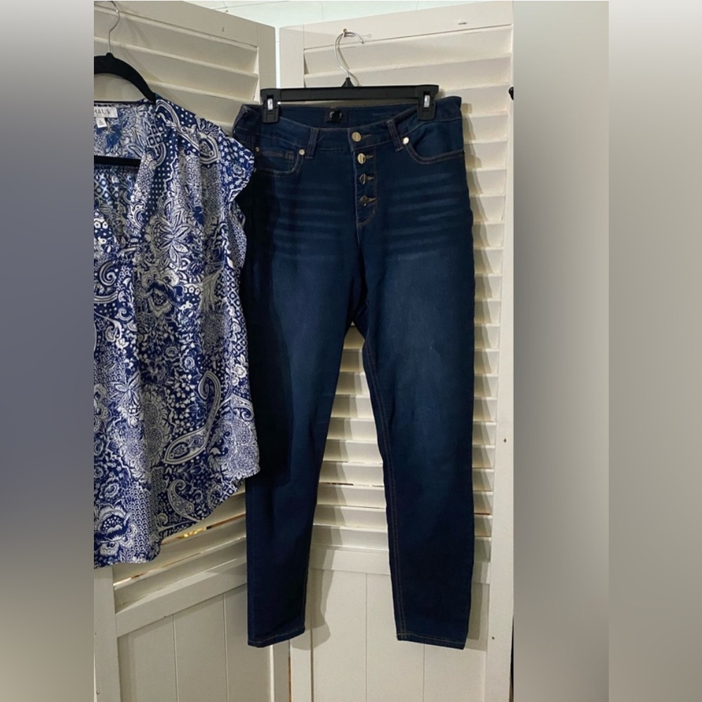 Jones New York Blue Jeans Size 8